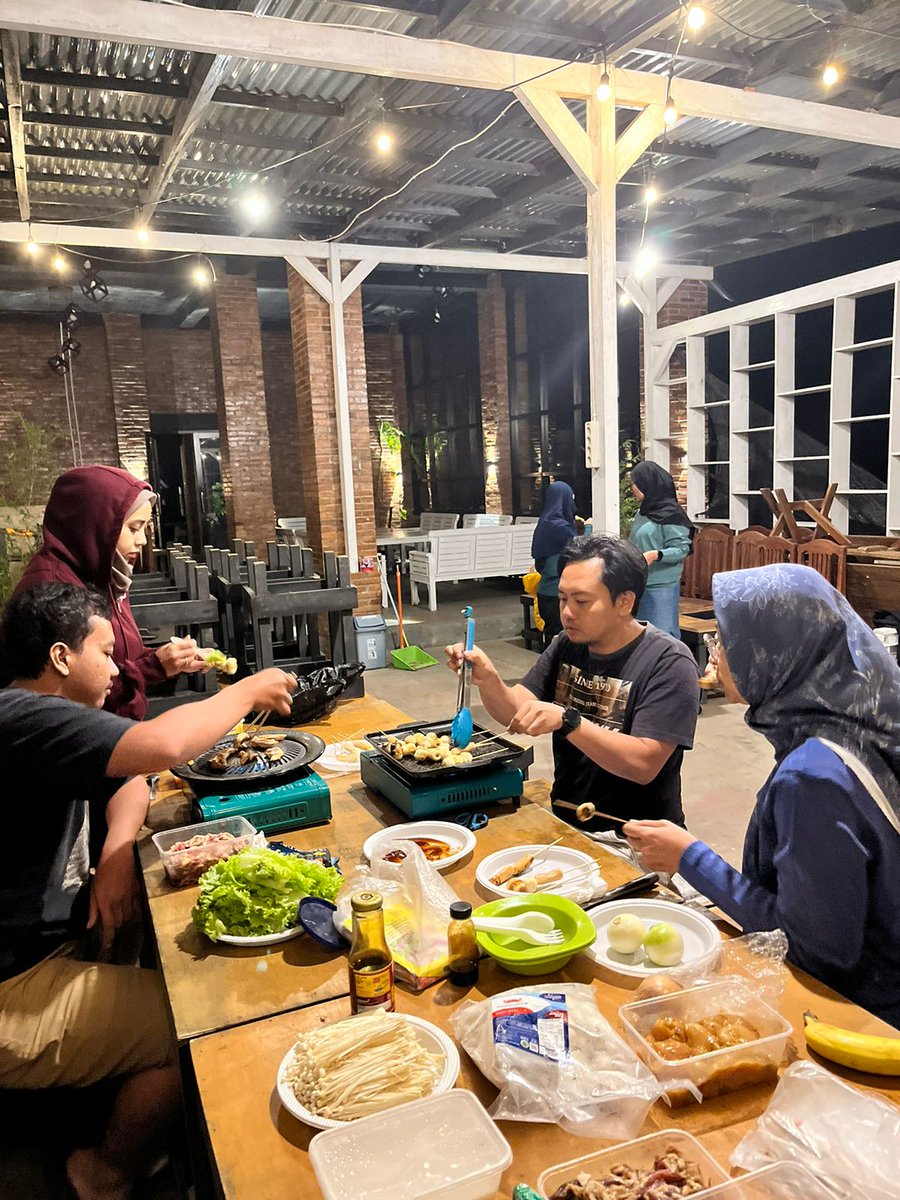 tgyono's tweet photo. Kebahagian itu bukan sekedar diungkapkan, namun dinyatakan dengan kebersamaan. https://t.co/YuQSPVnIWp