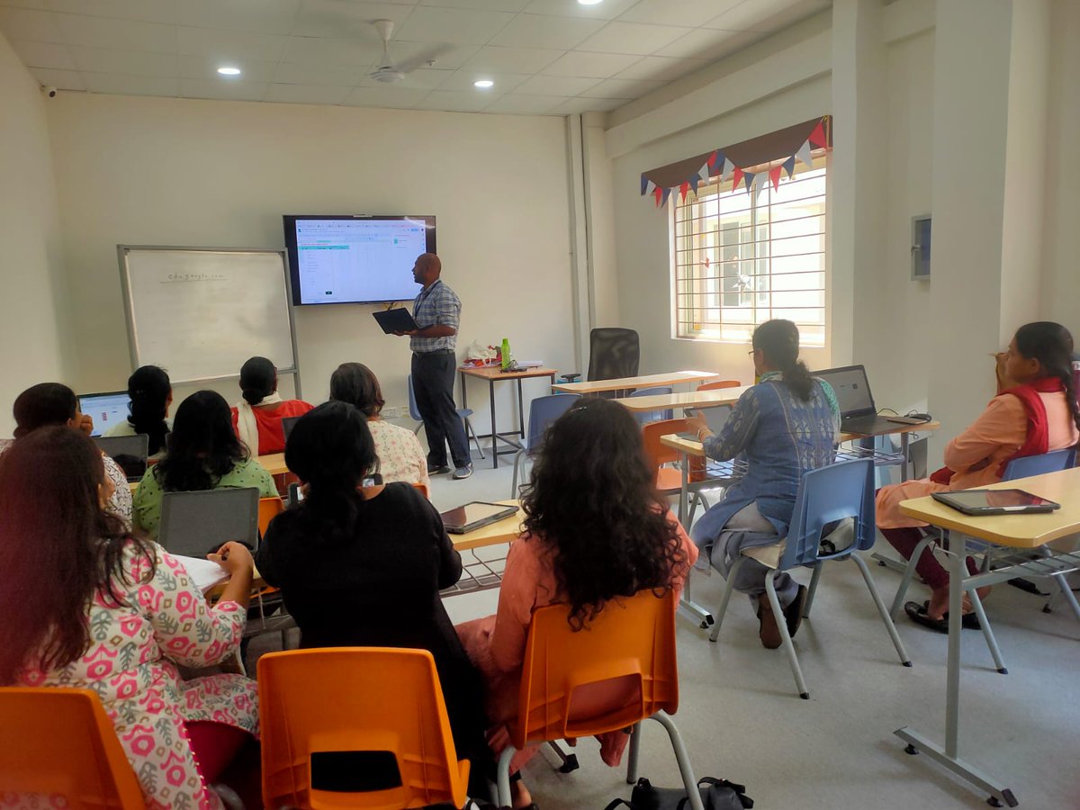 ADAshwinKumar1's tweet image. #Mergo +#GoogleSheets = &quot;&quot;Exciting times at @LsbSchoolBlr as we empower educators with valuable skills! Our teachers are getting hands-on training in utilizing Mergo, a powerful mail merge add-on seamlessly integrated with Google Sheets&quot;. 🚀 #EdTech #TeacherTraining #GoogleSheets