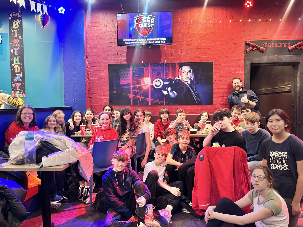 8GL enjoyed chasing Big Jerv at Laser Fusion last night!