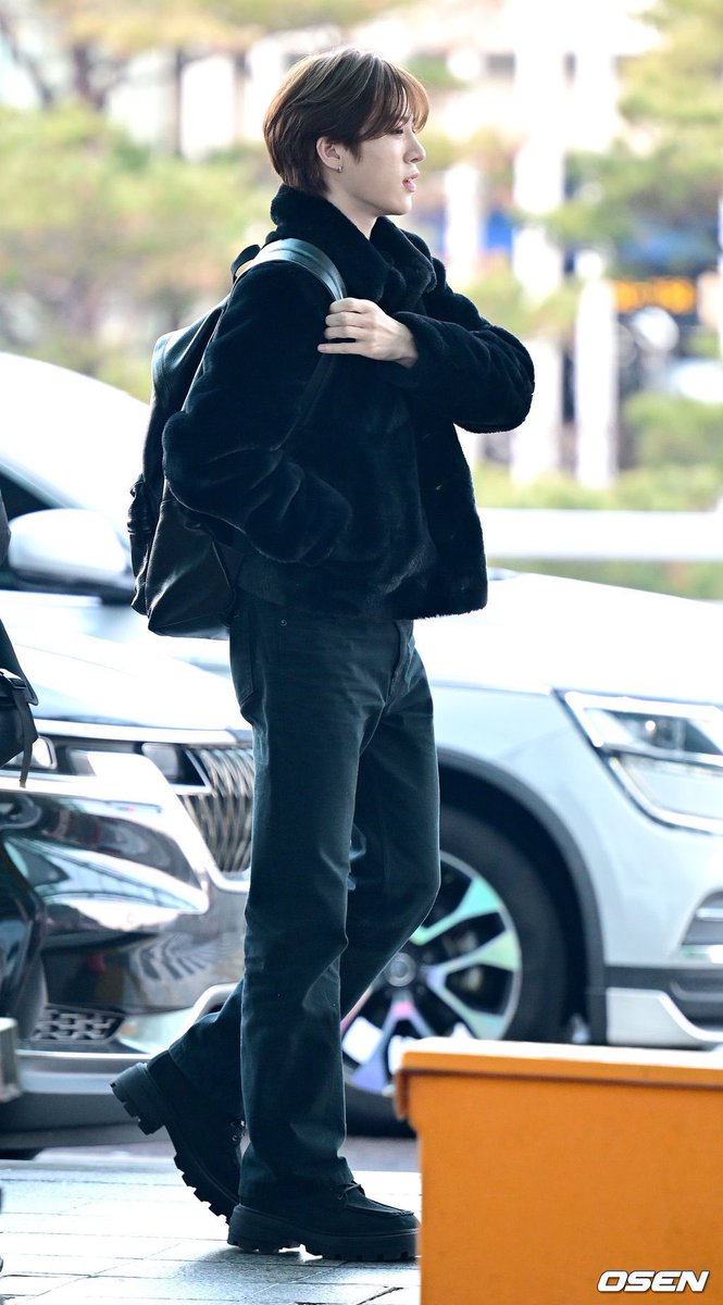 헬프미…헬프미…구준표!!!!!!!!!!!!!
올모스트패러다이스태양보다더따스한날보는너의눈빛은온세상다가진듯해인마이라이프내지친삶의빛처럼다가와준네사랑을언제까지나간직할수있다면..니먼찌따오일심회이마?