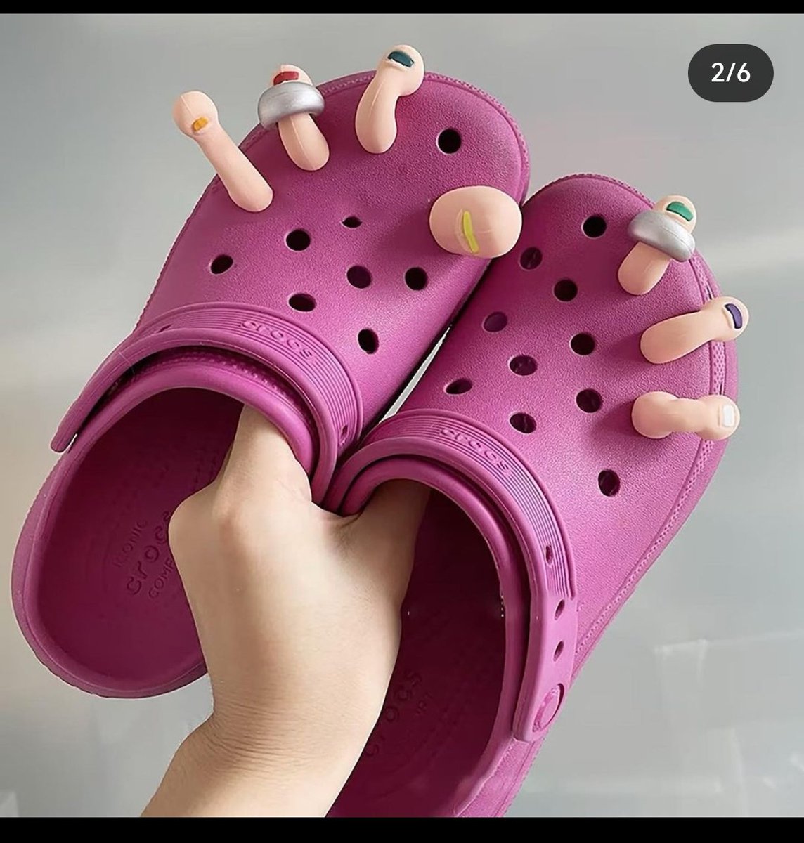 I saw it and wanted to 😂😂😂
I need to sell a lot of works to buy them🥲