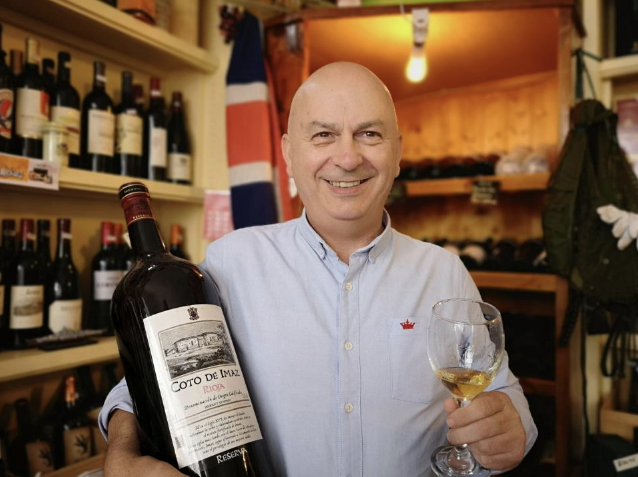 vinsdechablis's tweet photo. 🗞️ Why is #Chablis unique? For @gerardfinewine, “Chablis is in a class of its own”. Discover the complete @heraldscotland article
👉🏻 https://t.co/A7lh05l0o4
@BourgogneWines #PureChablis https://t.co/J2PdlxU5oF