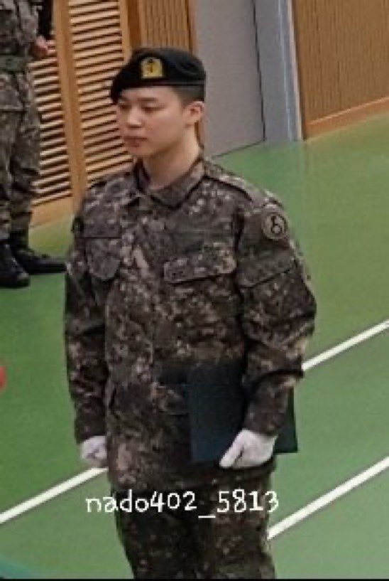 jimin_lil_devil's tweet photo. J..Jiminnn 😳😳😳😳 wow ❤️‍🔥❤️‍🔥 https://t.co/FAXWHyF0MS