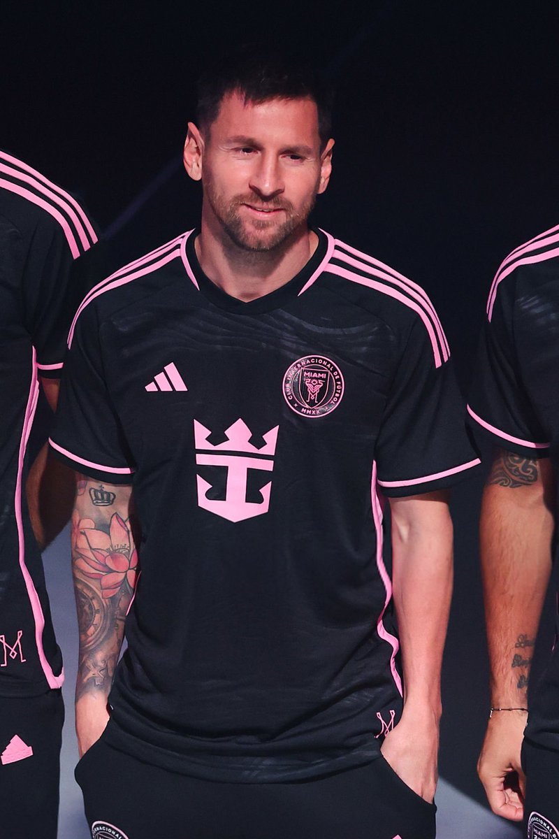 Intermiamicfhub's tweet photo. Lionel Messi 😍 🖤 https://t.co/hrnbJlhL2l