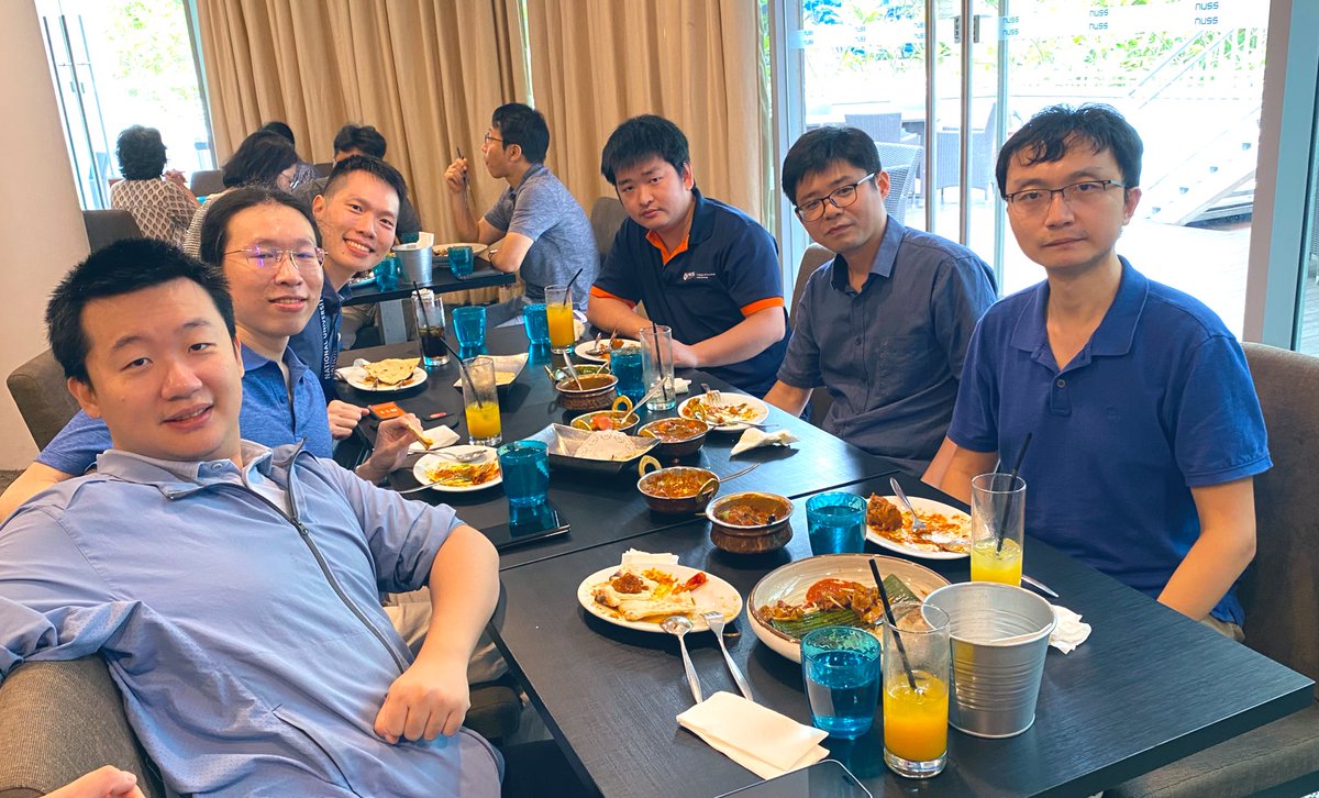 chemFunMan's tweet image. Sampling South-Asian cuisine with @Chem_CP Sci Editor Dr. Wang Huaiju @CellPressNews and @NUSingapore Chem colleagues. 

Spicy 🥵 food mixed with great conversation about in interdisciplinary research &amp;amp; @SDG2030 #SDGs 

Local ❄️ icy Chendol to cool the 🌶️ 

#ScienceThatInspires