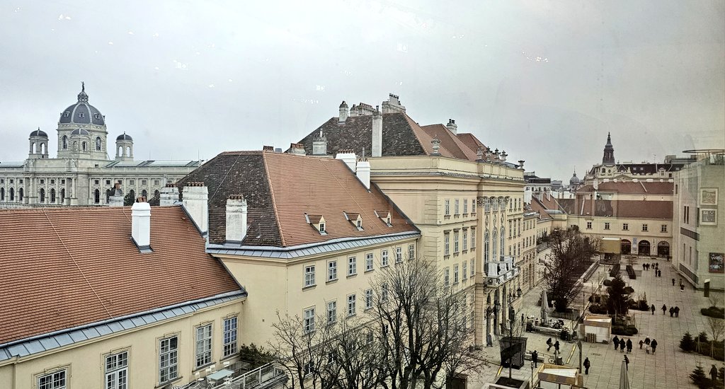 The roofs of the MuseumsQuartier (MQ) in Vienna. View from the Mumok with the Kunsthistorisches Museum (KHM) in the background.
#vienna #wien #art #artexperience