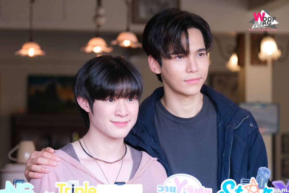woopmag's tweet photo. "แม้ก-ณฐ"  นำทีมนักแสดงนำซีรีย์ "Two Worlds โลกสองใบ ใจดวงเดียว" ให้สัมภาษณ์สื่อถึงบรรยากาศการทำงานในกองถ่าย 
  
#Twoworlds #TwoworldsQ13 #โลกสองใบใจดวงเดียว #BeginOfTwoworlds #maxnat #natasitt #mmaxmax https://t.co/9HhFjcxbTF