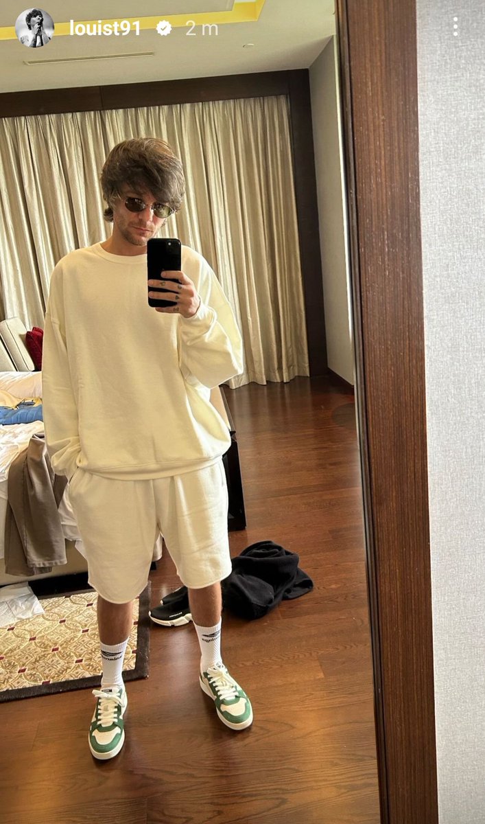 LouisWT91World's tweet photo. 📱| LOUIS VIA INSTAGRAM STORY WTF https://t.co/M4S6wD7Zei