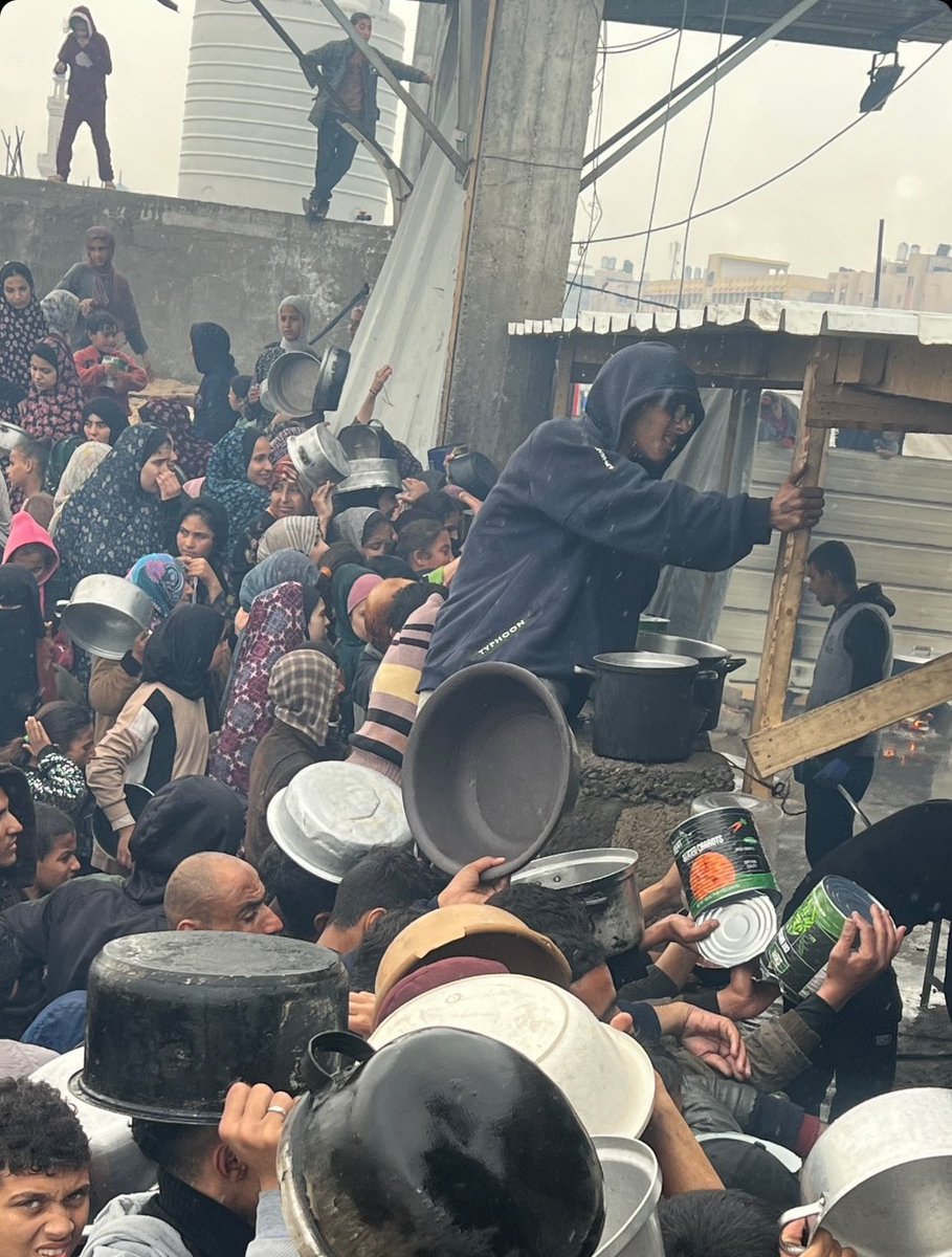 Komşusu açken tok yatan bizden değildir. 

Buyuruyor Efendimiz (s a v) 

Ey ümmet! Gazze'li Çocuklar açıktan ölüyor Kardeşine  sâhip çık. 

Refah Sınır Kapısı açılsın !  #GazaStarving 
#GazaStarvingFree