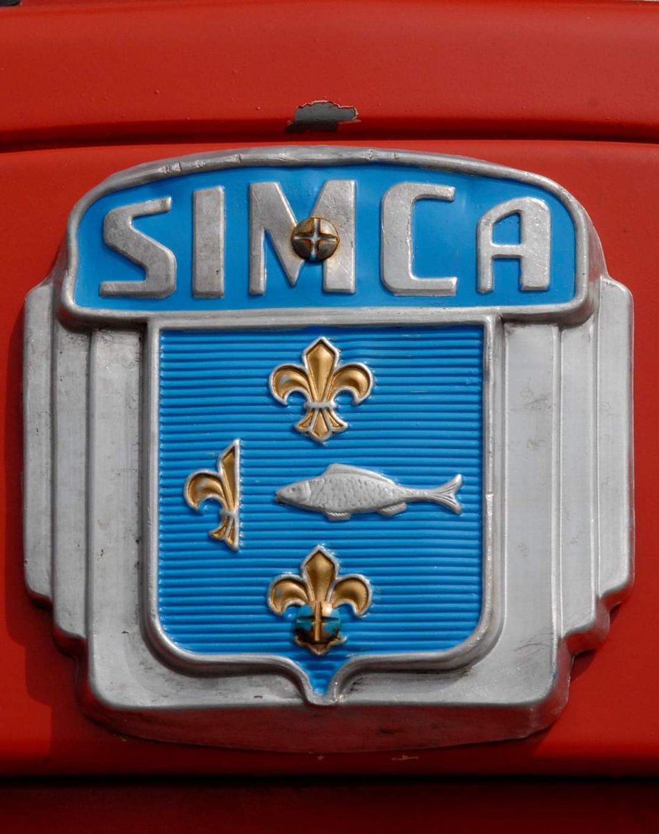 teambestioles's tweet image. #VintageBestiole

Alors, les fans de vieux camtars... quel est le point commun entre Louis IX 👑 (1226-1270) communément appelé Saint-Louis et ce 🚒  #Simca Cargo produit à la fin des années 1950 ?