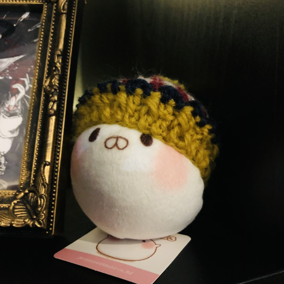 vmpkk's tweet photo. キラリヤさんの出張販売は明日までになります！
毎日お客さんが来てくれてヴァンパイアギャラリーも賑やかになって嬉しいです～♪

いやしましゅまろ(@WeAreMarsh)も帽子を買ってもらったよ✨ https://t.co/O24EXYNBrc