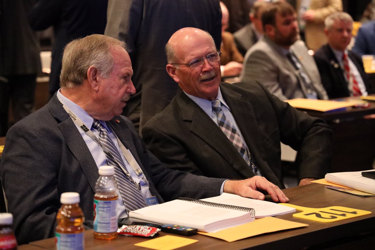 AlfaFarmers's tweet photo. That’s a wrap on #AFBF24!
Alabama farmers ended the convention by voting on policy that will guide the work of @FarmBureau in Washington, D.C. #AlfaFarmers24 https://t.co/OaT3cgvkxl