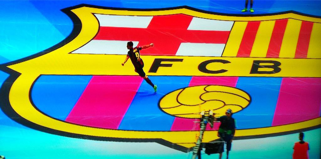 Moltes felicitats, <a href="/LuisSuarez9/">Luis Suárez</a>!!!
Gràcies per tantes alegríes.