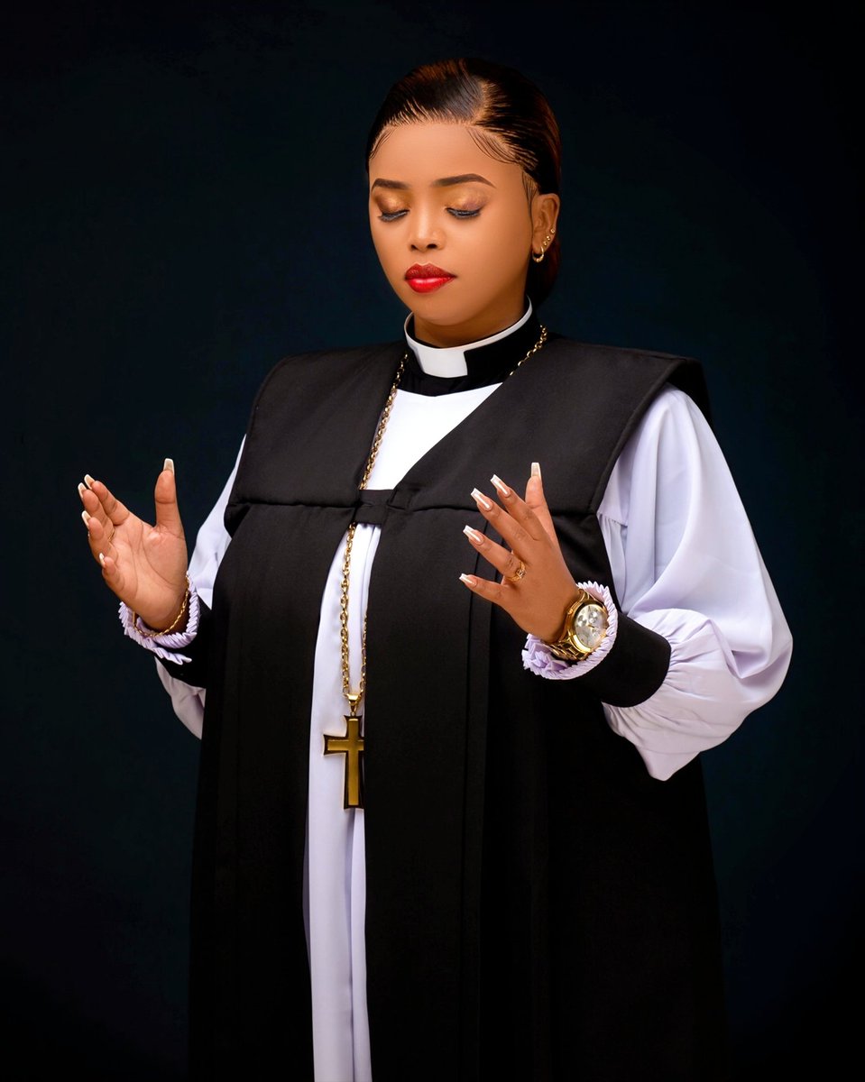 RevLucyNatasha's tweet photo. We thank God for Completion of 21 days of prayer and fasting.
"This kind can come out only by prayer and fasting." (Mark 9:29)
May your life & family be filled with good news, answered prayers, breakthroughs, miracles and favour.
#YearOfWondersWithoutNumbers
#Oracle1 https://t.co/UPpTx9kKRP