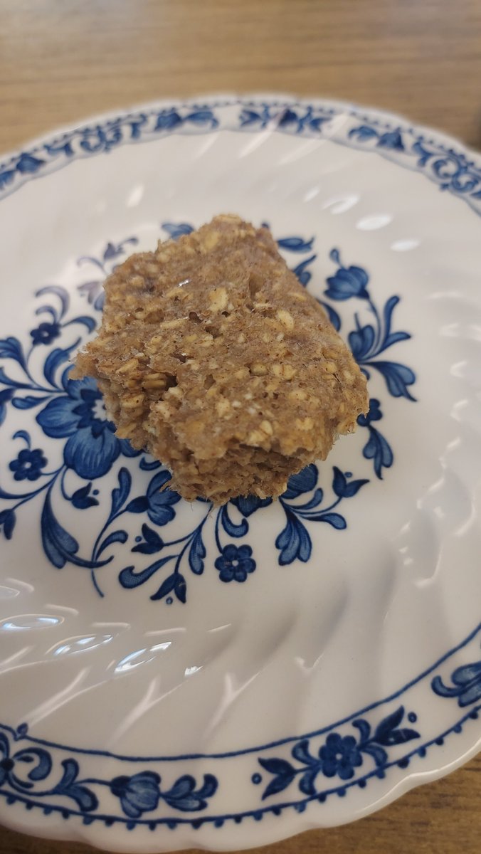 What  a wonderful surprise earlier this week, visiting Mintlaw Academy and being able to taste what the young people had produced as part of their healthy breakfast task.  A fabby oat and banana bar. Well done to everyone involved.  @MintlawAcademy @MintlawASL  @aberdeenuni