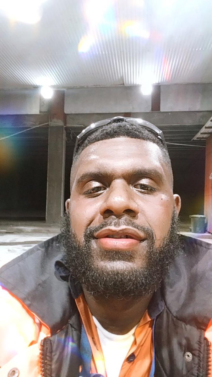 Hellooooooo all the bodies 🤣