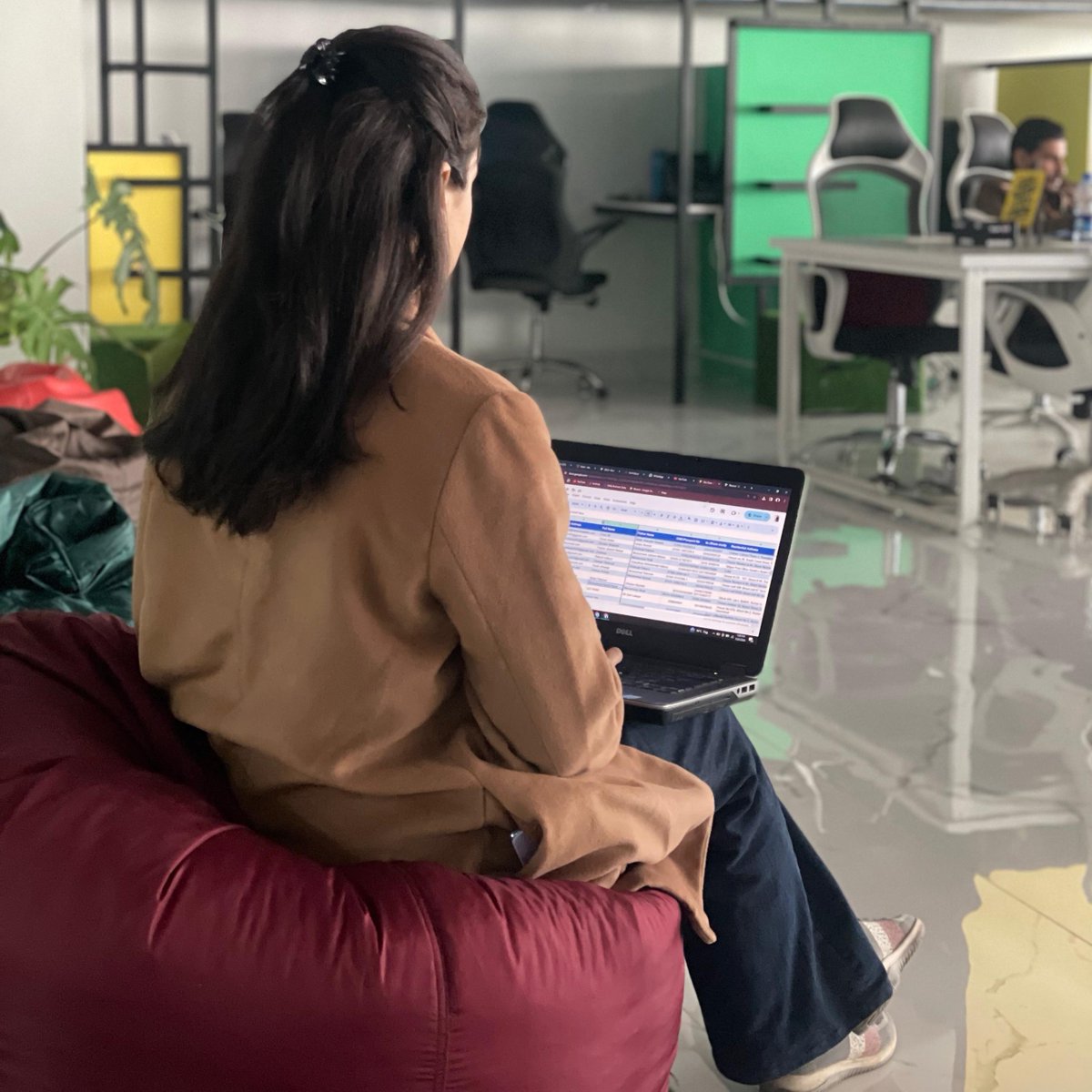Working in comfort! 💼

Our shared workspace is all about cozy vibes and productive.

#WorkSmart #CozyWorkspace #twinhub #coworkingcommunity #coworkingoffice #corporatelife #coworkers #WorkVibe #Twinhub #islamabadcoworkspace #coworking #sharedspace #privateoffice #islamabad