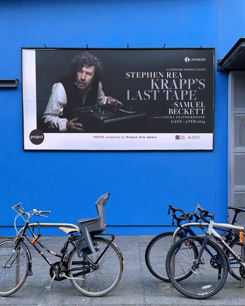 Krapp’s Last Tape for @LandmarkIreland. Stephen Rea listens to audio recordings of his life. One man at different moments; one typeface set differently, each line playing across the frame. @projectarts Photo@patocassinoni