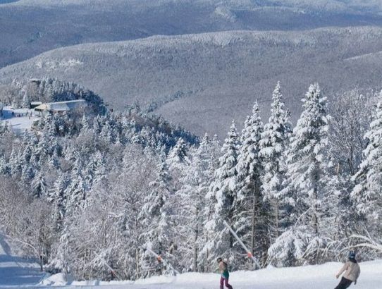 Nestled amid the picturesque landscapes of New England, the region boasts some of the best ski and snowboarding resorts for winter enthusiasts. Vermont's Stowe Mountain Resort, renowned for its diverse terrain and iconic Mt. Mansfield, offers a quintessential New England experie