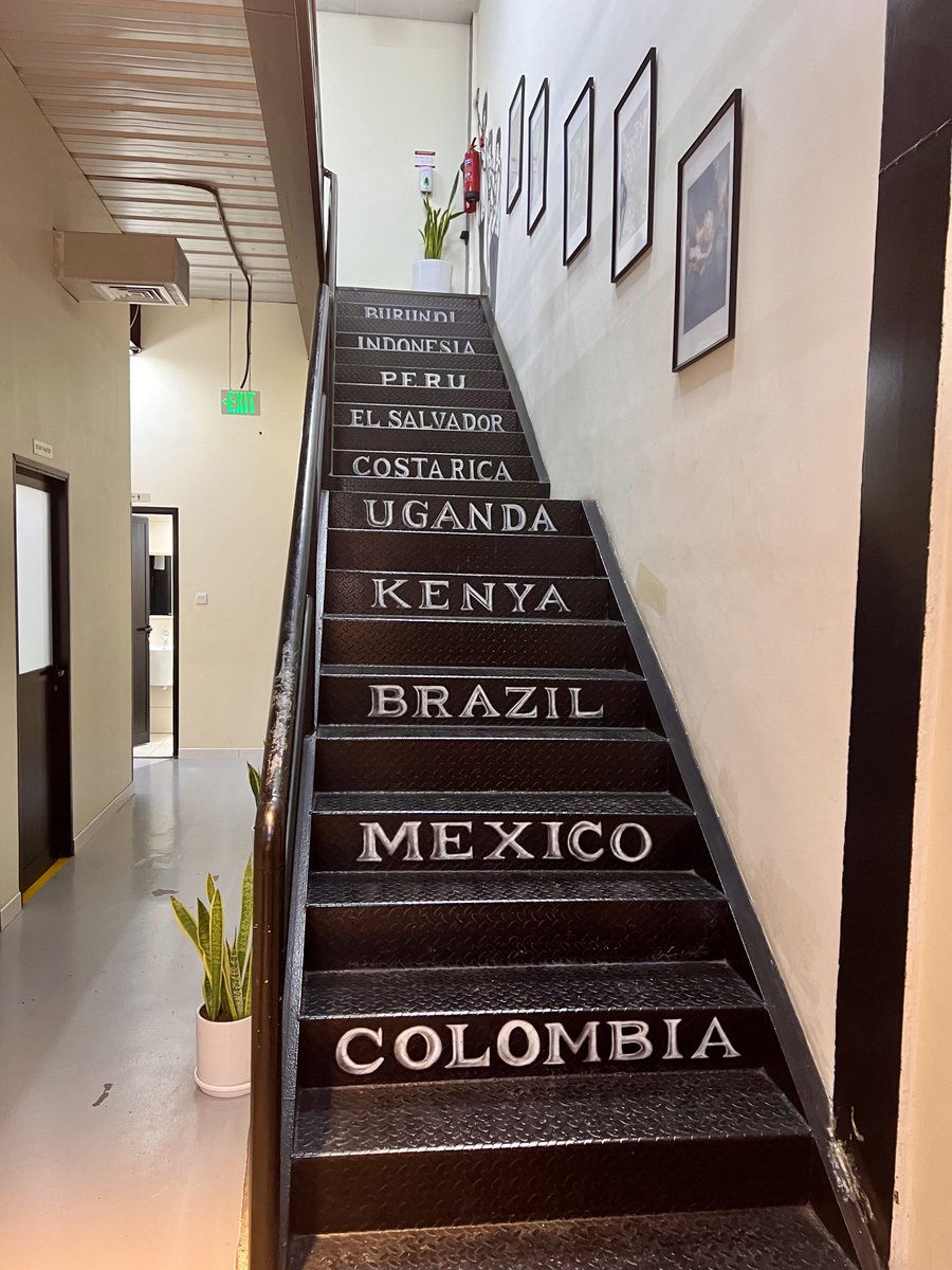 KBarigye's tweet image. I didnt understand the order but i was proud finding this at ⁦⁦@coterracoffee⁩ in Dubai ⁦@CoffeeUganda⁩