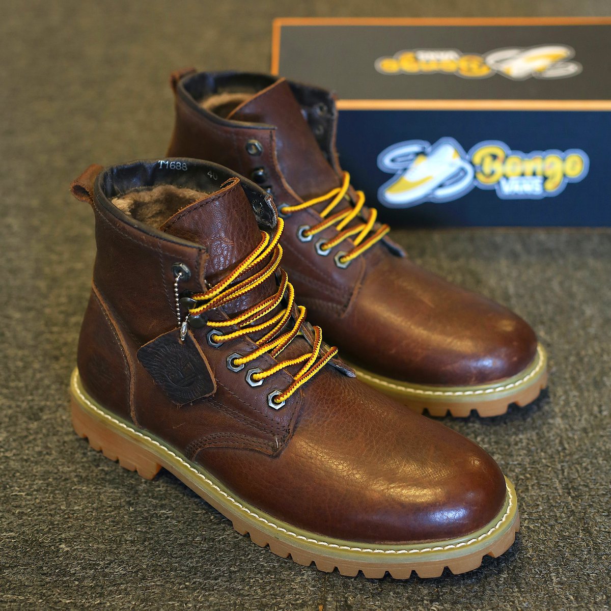 BongoVans's tweet photo. Boots kali hiz hapa dukan.....! 
Delivery ipo....!! https://t.co/4DNuOz2ALa