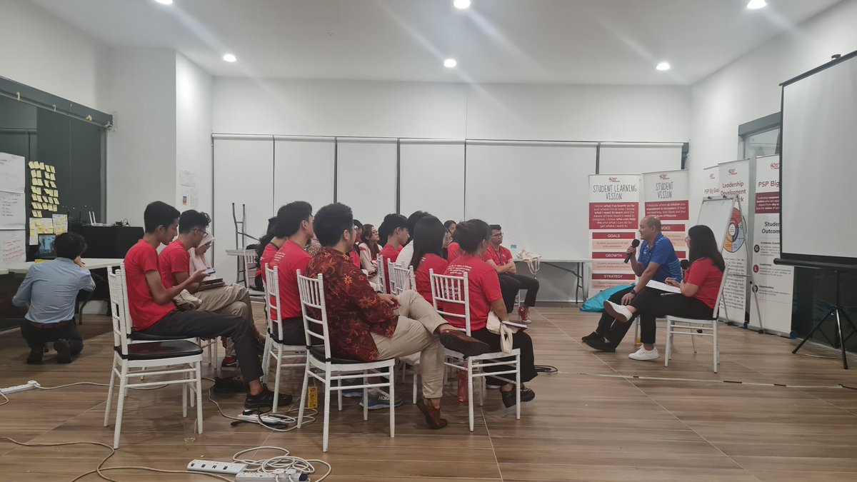 Sarah Lasung tweet media