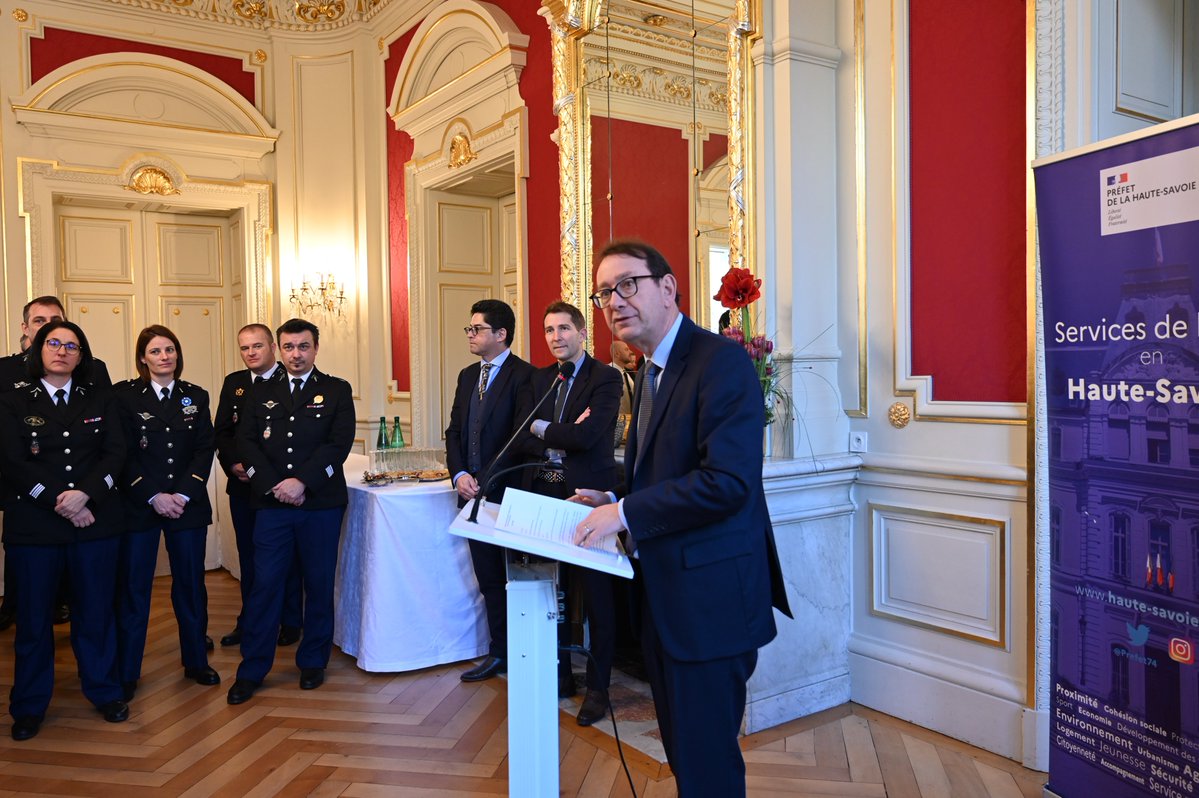 Préfète de la Haute-Savoie tweet media