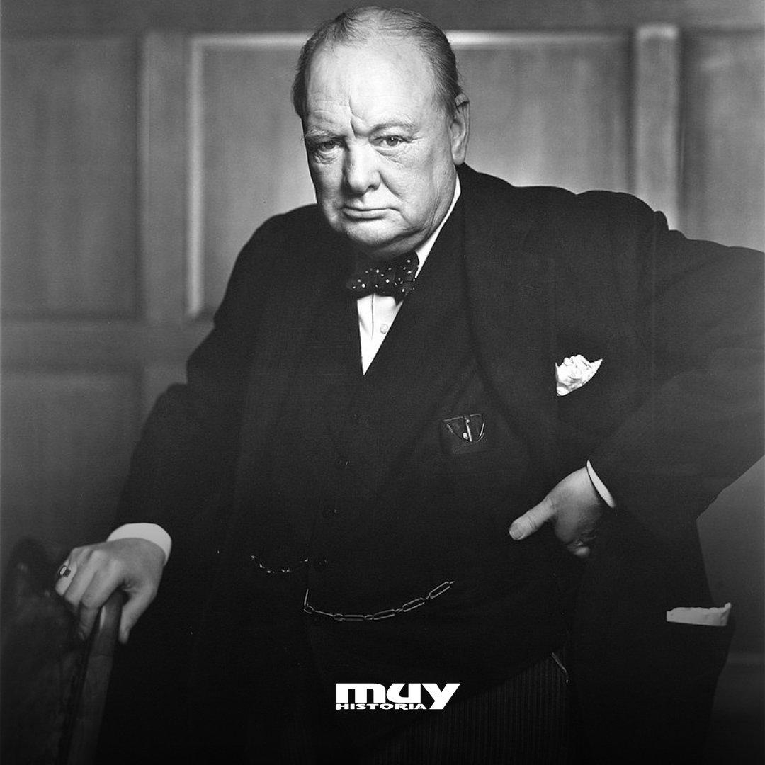 🧵 Hoy se cumplen 59 años de la muerte de Winston Churchill, uno de los grandes estadistas del siglo XX. ¿Sabes quién fue y qué hizo este personaje histórico? Te lo contamos en este hilo de #MUYHistoria 👇