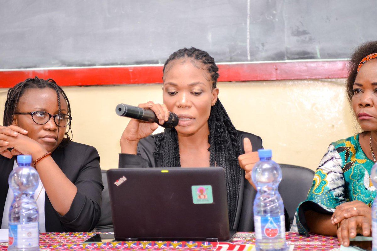 La sensibilisation se poursuit. Les étudiantes et étudiants de l'UPC ont été sensibilisé sur les mesures préventives pour lutter contre le discours de haine et le cyberharcèlement. Many thanks to our partner Swiss Embasy.
<a href="/Edu_Num/">Éducation Numérique</a> <a href="/Internews_RDC/">Internews RDC</a> @JeunesseCN_RDC <a href="/USAmbDRC/">Chef de Mission - Ambassade des États-Unis à Kin</a>