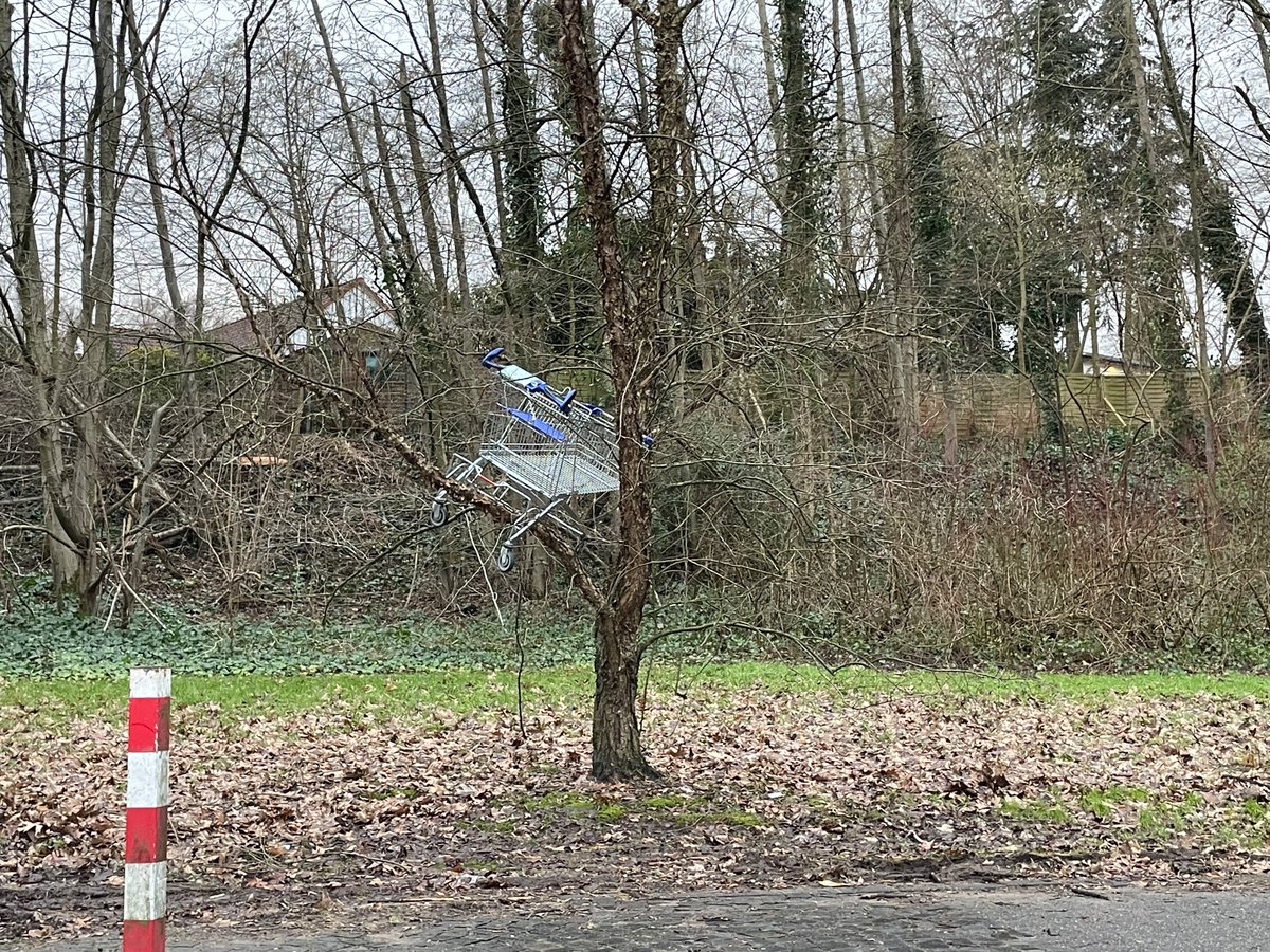 Sador_Numspaq's tweet photo. Aber auch euch auch so ein Sturm? https://t.co/KKEO1yK8UM