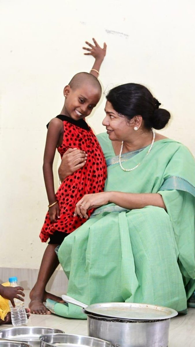 KanimozhiDMK's tweet photo. தேசிய பெண் குழந்தைகள் நாள் இன்று. பெண் குழந்தைகளுக்கு எதிரான அனைத்து சமூகப் பிரச்சனைகளையும் களைந்து, கல்வி உள்ளிட்ட அனைத்து உரிமைகளுடன் பாதுகாப்பான சமூகத்தை அமைத்திடுவது நம் கடமை.

#NationalGirlChildDay https://t.co/SMmvO4VmHl