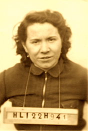 paroles_la's tweet photo. 24 jan. 1943. Son mari déjà fusillé, une mère de 2 enfants, FTP, part pour Auschwitz. En hâte elle écrit : "Maman, soigne bien mes petits chéris.Parle leur souvent de leur maman et de leur papa car je ne voudrais pas qu'ils nous oublient". Yvonne Noutari ne reviendra pas. 29 ans. https://t.co/4yXveb30c3