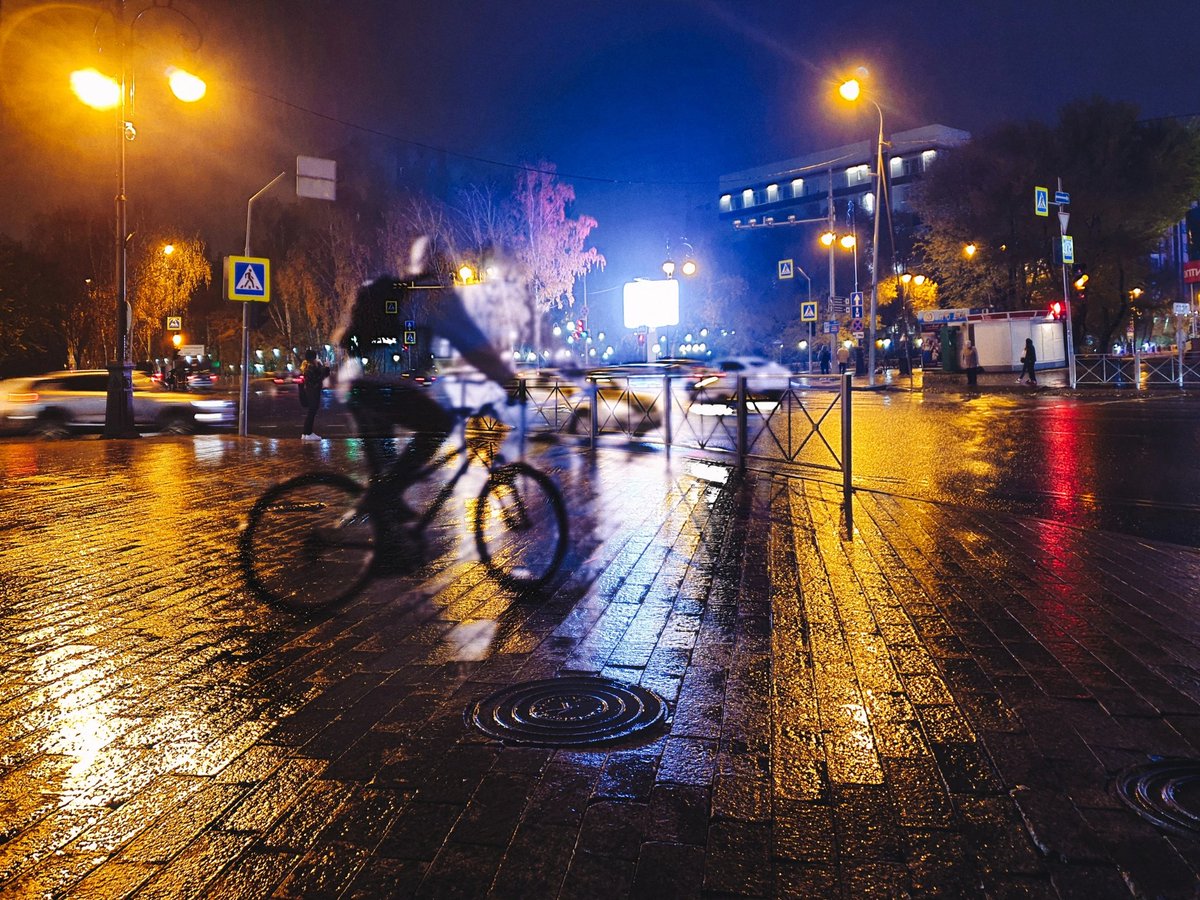 dicdocphoto's tweet photo. Вечерняя Тюмень
Evening Tyumen
Photo: Dmitriy Grebnev
Russia, Tyumen, 2022
#dicdoc #dicdocphoto #Tyumen #блескинищета
#Экзистенциальныесостояния
#эстетикаебеней #imp #Window #oldWindow #urbanphotography #streetphoto #photography https://t.co/PhS3SEf1Sf