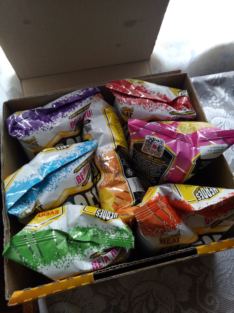 thebig_chiefa's tweet image. A big shout out to @TropicalHeatGrp for this amazing gift.. truly it is a box full of passion! The fam and I really enjoyed..to many more!