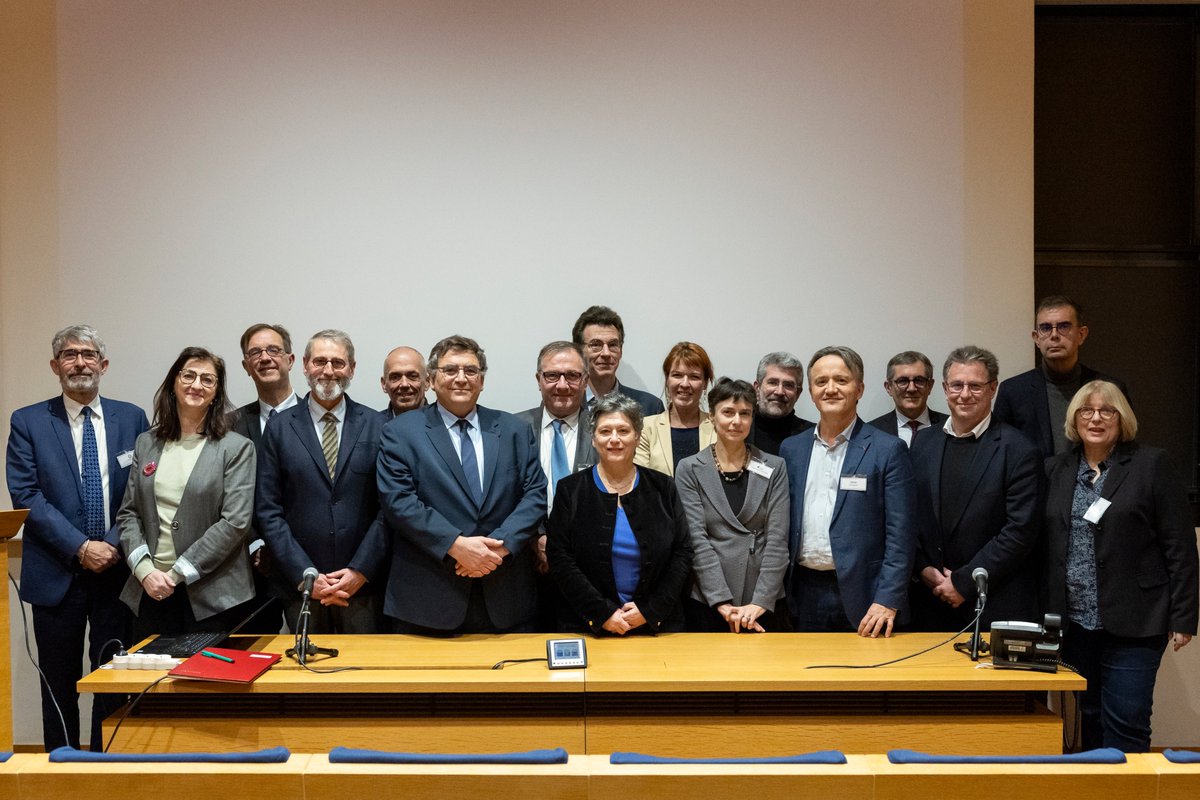 V_Verdier_IRD's tweet image. Journée nationale des dirigeants d’ONR #TEDS (transition écologique &amp;amp; développement soutenable) organisée par @sup_recherche.Je me réjouis de la signature de la déclaration d’engagements commune, dans la lignée des efforts @ird_fr pour la #NeutralitéCarbone et l’atteinte des #ODD