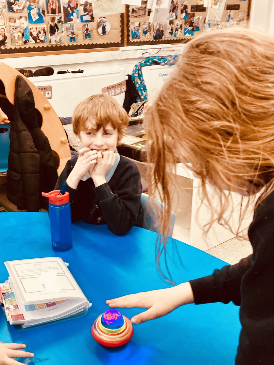 AbbotsLeaSchool's tweet image. Italy class loved bucket therapy this week! #buckettherapy #SALT #Bespokelearning #EQUALS 🪣