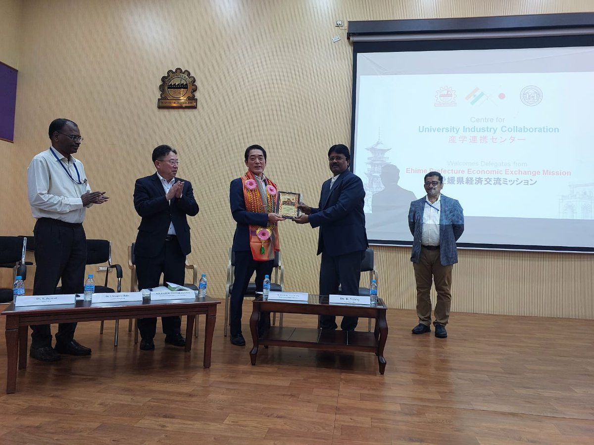 auvcochennai's tweet photo. CUIC recently hosted a productive meeting with #Jetro (Japanese Delegates) on 22.01.2024. 🇯🇵 Engaging discussions at #CUIC, Anna University, fostered insights on job opportunities and networking for our students. #CUICEvent #JetroMeeting #NetworkingOpportunities #Annauniversity https://t.co/T7THCCRqv3