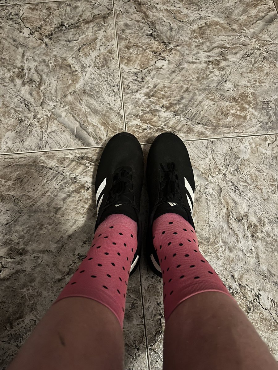 Dog_in_a_hat's tweet image. A day in the mountains require polka dot socks… @pongo_london #sockdoping #cyclinglife #tenerife