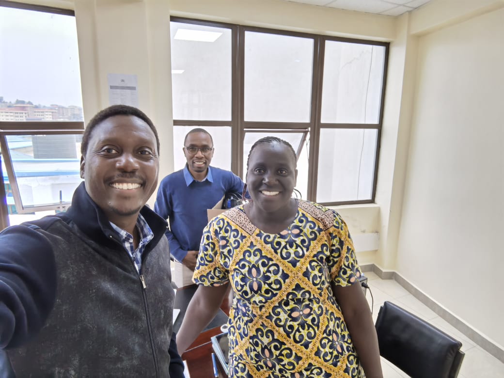 THiNK_ke's tweet photo. Heartfelt gratitude to Dr Maina, Dr.Maake, Dr Abuya, Dr Wangari and Dr Mecha of @kisiuniofficial for the excellent reception during our Botathon.
#THiNK #THiNKiT #CommunityPoweredTech
#Botathon #CoP #KenyanAI #AfricanAI https://t.co/YuqRnmiKVp