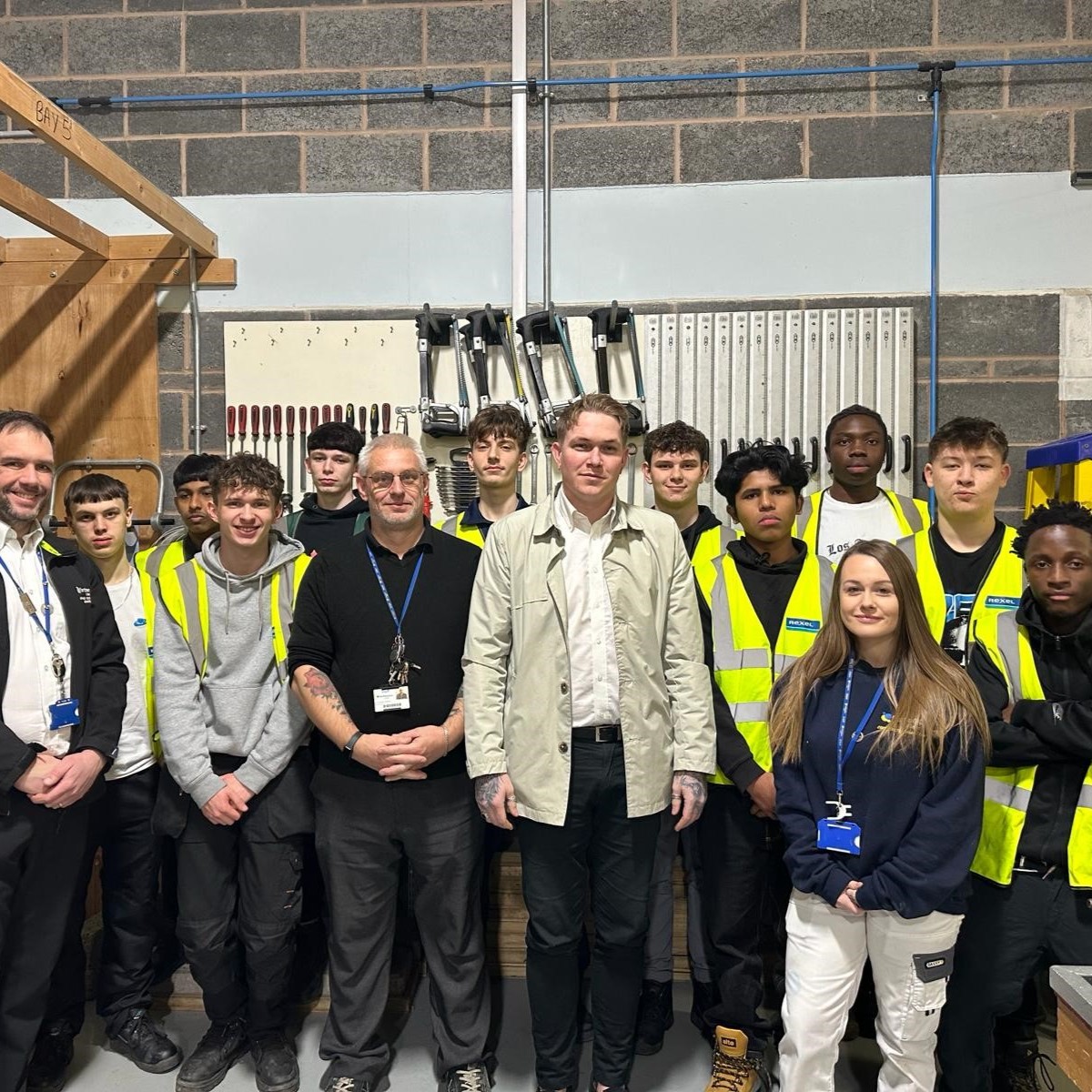 Today is #InternationalDayofEducation, something we take very seriously 🎓 

Head of Operations Dan Crask has been educating construction students at Northampton College about the dangers of asbestos and how best to protect themselves - important skills for life 💚 

#chooseacorn