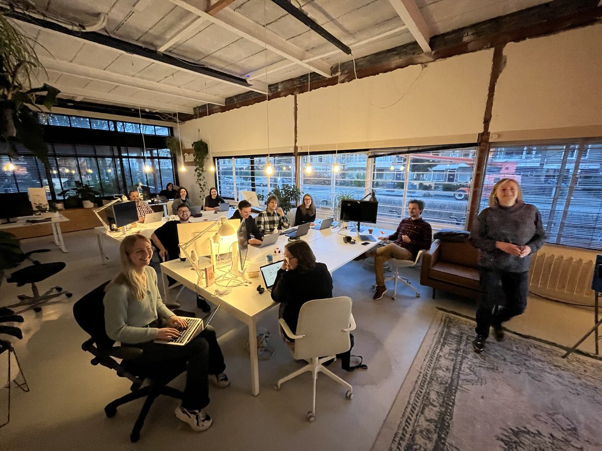 Full house! Today we got an in-depth Dev Accessibility training from <a href="/RianRietveld/">Rian</a> #accessibility #a11y