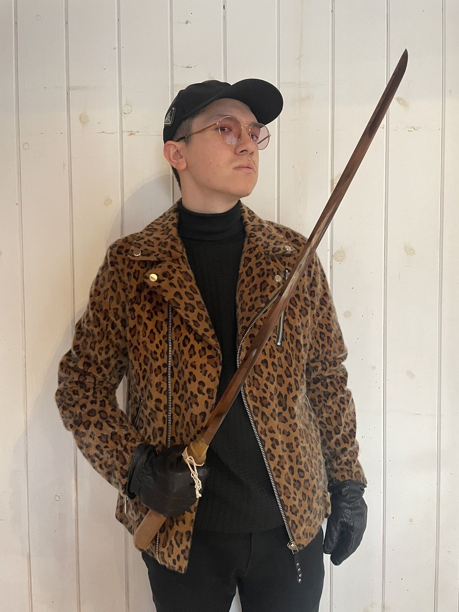 LION_052's tweet photo. 真剣の日本刀は素晴らしいぞ
マイクだけではなくこれからは刀も
自在に操るよう鍛錬するからな
https://t.co/Sco8ZUvqAx
#日本刀 #日本統一
#ヒップホップ #hiphop
#日本ラップ #邦楽
#japanesehiphop #japanrap #nagoya #japan #japanesemusic #smokersblend https://t.co/PijMRg0DPB