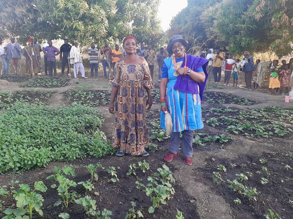 angelalusigi's tweet photo. I met Jamilatu &amp; other amazing #women vegetable farmers in Dupare in Upper West region🇬🇭.

300 women granted access to 10ha land by Chiefs &amp; supported by @UNDP @GEF_SGP,  now grow vegetables for food &amp; income. 

Let's empower more women #ForPeopleForPlanet. https://t.co/MxafEqeJHg