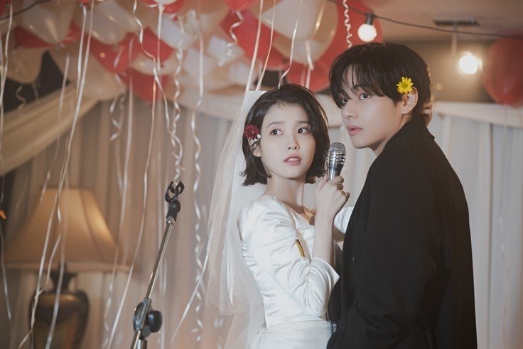 lilacjieunnie's tweet photo. LOVE WINS ALL OUT NOW
#그럼에도_아이유와_럽윈올_웨이즈
#Love_wins_all_ways
#Love_wins_all

😭 https://t.co/A52sqTlw2c