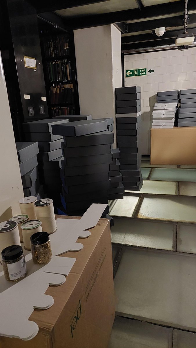TheJohnRylands's tweet image. #BehindTheScenes We had over 300 archive boxes delivered to us yesterday! Collections staff will be working hard to re-box, list and catalogue material.  Thanks to the Facilities Team for braving the weather and getting these inside quickly.

#archiveBoxes #boxes  @preservation_e
