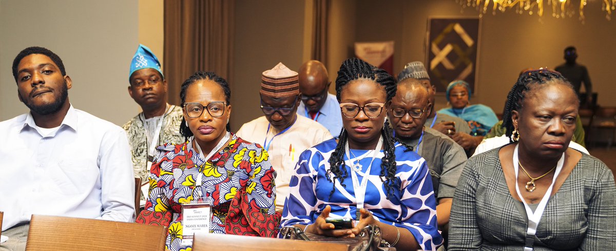 Our august panel from @TETFundNg, @ndpcngr, @uniport are setting the stage for intelligent breakout discussions on the as-is and should-be practises, policy and governance on #research #data management in #Nigeria 🔍 @CVCNU @AulnuOfficial @UKinNigeria @AC3_News @EkoKonnect