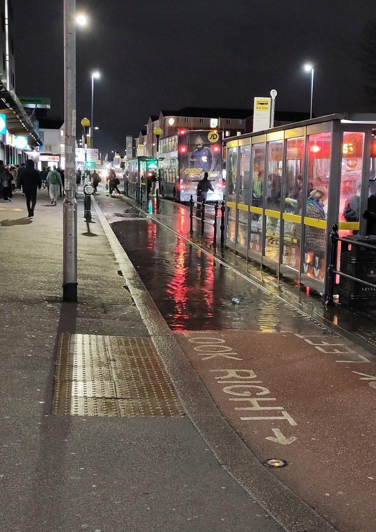GiselleduToit's tweet photo. Regret to inform everyone that this is still there, and it's invited a friend to the party. @ManCityCouncil can you please sort the drainage?! Oxford Road opposite Whitworth Park, southbound. Pics from last night. https://t.co/hNuaB2BLpX