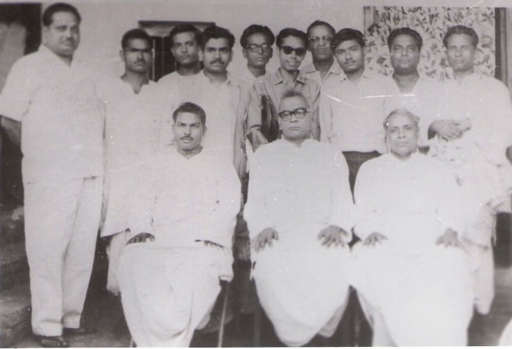 Dr. Rammanohar Lohia with Karpoori Thakur and others