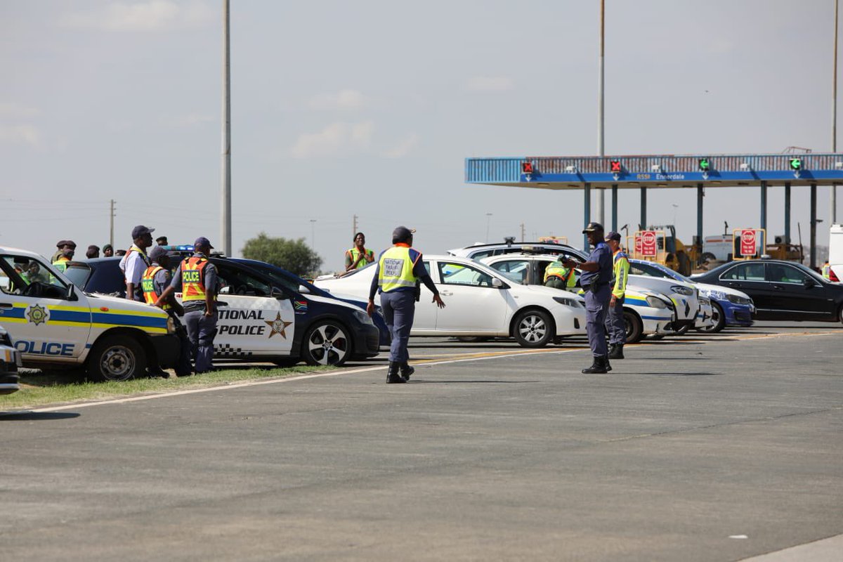 TrafficRTMC's tweet photo. The 2023-24 festive season period was marked by heavy rainfall and storms which created challenges on the road, some drivers did not modify the speed in slippery and wet conditions, and that resulted in avoidable crashes. #FestiveStats https://t.co/Y0PFGOTz4r