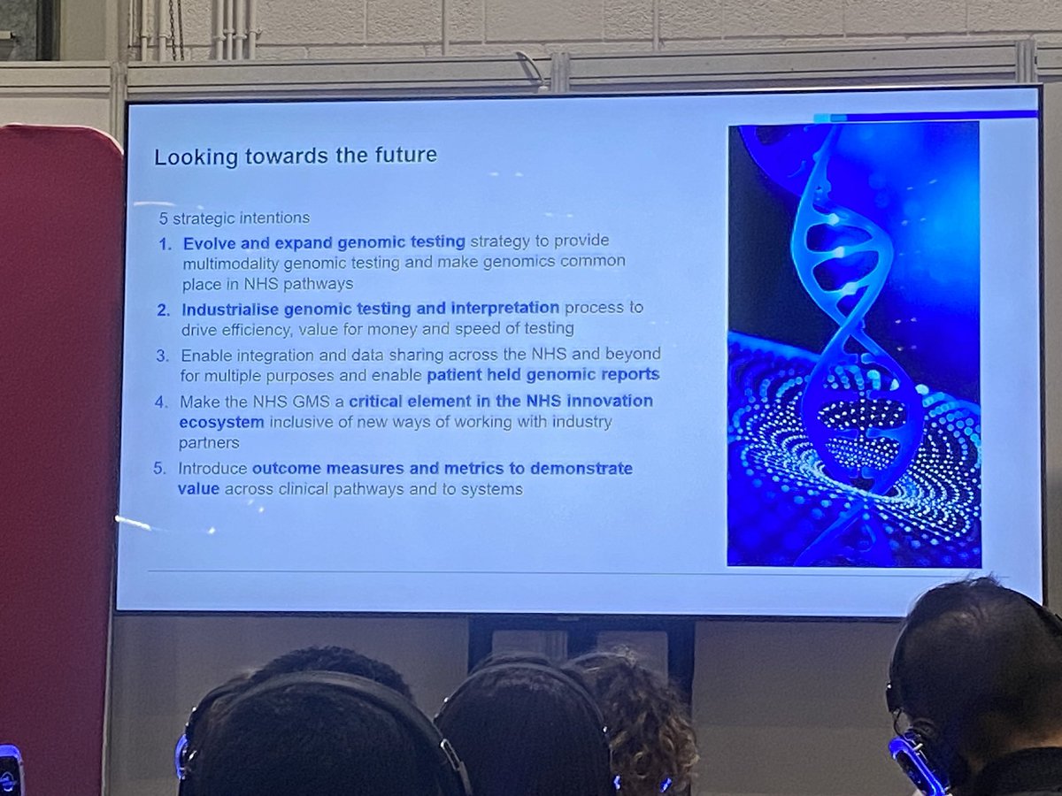 Day one #FestivalOfGenomics 
Looking towards the future with Midwives in Genomics. Shout out from Dame Sue Hill for GMSAs! @FoGenomics @2tbueser @donnakirwan3 @wabbasy @deniseBMidGen @jo_hargrave  @genomicsedu @alloonsl @NorthThamesGMS
#PrenatalNetworkofExcellence @WHRCImp